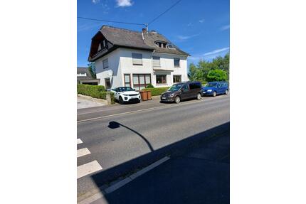 Einfamilienhaus in Montabaur - 329.000,00&nbsp;EUR Kaufpreis, ca.&nbsp; 210,00&nbsp;m&sup2; in Montabaur (PLZ: 56410)