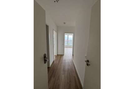 Wohnung zum Mieten in Dessau 1.100,00 € 91 m²