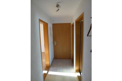 2 Zimmer Wohnküche m. EBK + Bad m. Fenster nur an Single o. Paar - Augsburg Oberhausen