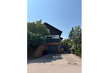 Modernisiertes Zweifamilienhaus in CadolzburgGreimersdorf