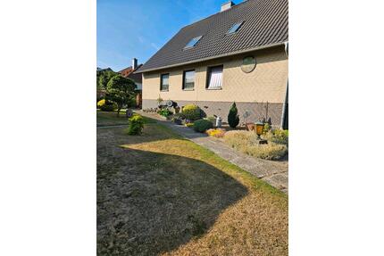 EinfamilenZweifamilienhaus - 369.000,00&nbsp;EUR Kaufpreis, ca.&nbsp; 185,00&nbsp;m&sup2; in Groß Twülpstedt (PLZ: 38464)