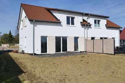 Haus zum Kaufen in Bad Nenndorf 539.000,00 € 126.02 m²