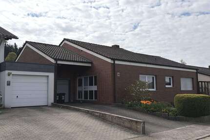 Haus zum Kaufen in Schwalbach 312.000,00 € 146 m²