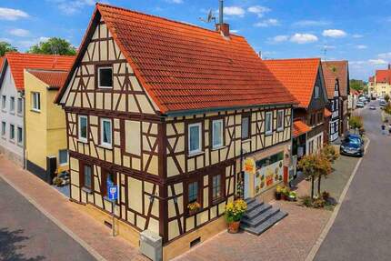 MFH mit 3 WE und 1 GE sowie Top-Potenzial zur flexiblen Nutzung in urbaner Lage - Groß-Zimmern