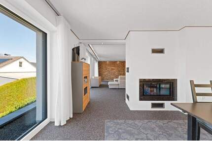 Ankommen und wohlfühlen: Modernes Einfamilienhaus mit großem Garten - direkt in Nagold