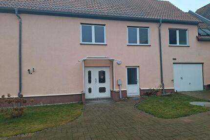 Haus zu vermieten, Doppelhaushälfte - Mockrehna