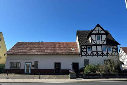 Gemütliches Einfamilienhaus mit separater Gewerbefläche und sonnigem Garten - Niestetal Sandershausen