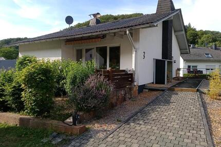 Charmantes Einfamilienhaus - 420.000,00&nbsp;EUR Kaufpreis, ca.&nbsp; 167,00&nbsp;m&sup2; in Bad Ems (PLZ: 56130)