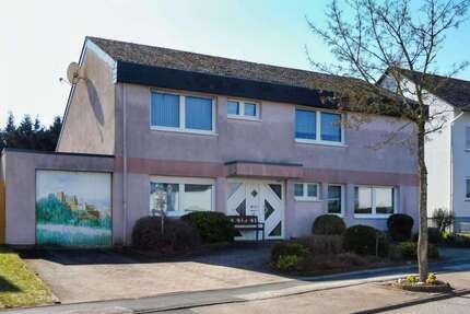 Haus zum Kaufen in Kastellaun 328.000,00 € 164 m²