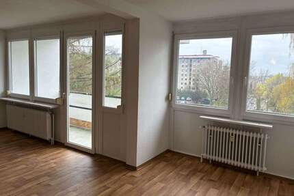 Wohnung zum Mieten in Freilassing 1.076,28 € 89.69 m²
