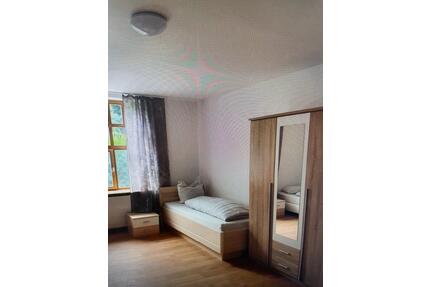 WG Zimmer für Montagearbeiter - 350,00&nbsp;EUR Kaltmiete, ca.&nbsp; 20,00&nbsp;m&sup2; in Straßenhaus (PLZ: 56587)