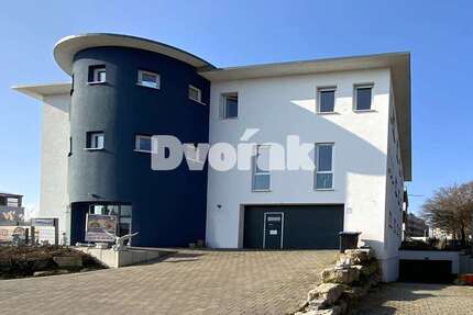 Haus zum Kaufen in Korb 2.600.000,00 € 205 m²