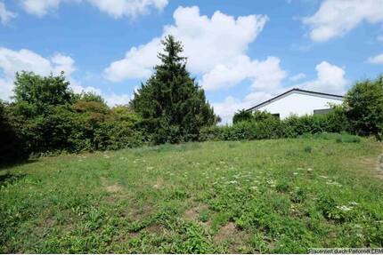 Baugrundstück in gewachsenem Wohngebiet in Remseck-Hochberg