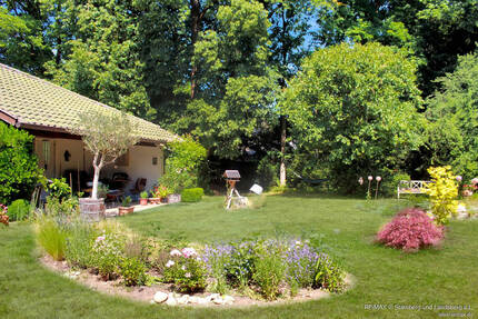 Familienhaus mit ca. 1.000 m² Garten auf gewachsenem Grundstück - Grünwald