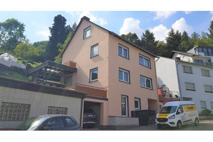 Schöner Wohnen in Cochem - Etagenwohnung mit traumhaftem Burgblick und exklusiver Küche