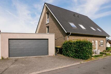 Provisonsfrei!Ankommen mit Weitblick:moderne DHH mit Doppelgarage - Kranenburg