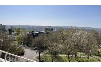 Sonnige 3-Zimmer-Wohnung mit Loggia & Fernblick bis nach Frankreich - Eschberg - Saarbrücken / Eschberg