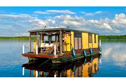 Hausboot mieten in Brandenburg -Urlaub und Angeln auf dem Wasser - Heidesee