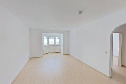 ++ Schicke 3-Zimmer-Wohnung mit Einbauküche in Stuttgart ++