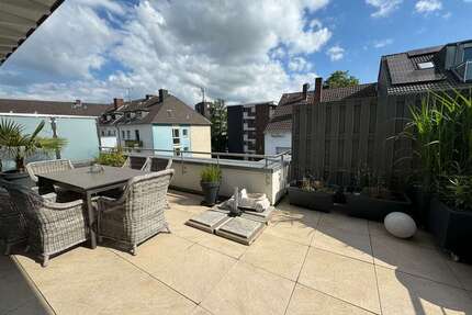 Haus zum Kaufen in Mönchengladbach 1.985.000,00 € 690 m²