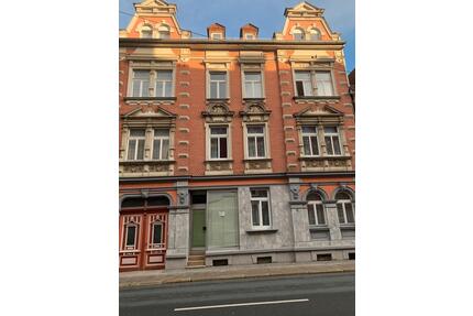 Haus zu verkaufen - 790.000,00&nbsp;EUR Kaufpreis, ca.&nbsp; 500,00&nbsp;m&sup2; in Hof (PLZ: 95030) Neuhof