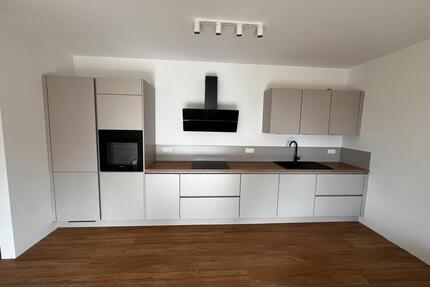 3 Zimmer Wohnung bei Lüneburg - 1.590,00&nbsp;EUR Kaltmiete, ca.&nbsp; 73,00&nbsp;m&sup2; in Lüneburg (PLZ: 21337) Ebensberg