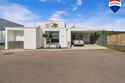 Entspannte Wohlfühloase mit eigenem Pool - Merzig