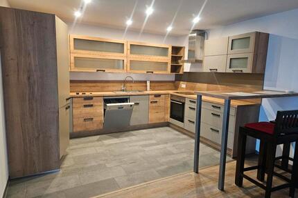 Moderne 3-Zimmer Wohnung mit Balkon & Carport - Petersaurach