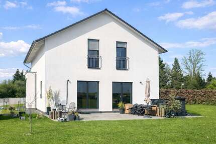 Haus zum Kaufen in Nordwestuckermark Gollmitz 370.000,00 € 165.8 m² - Nordwestuckermark / Gollmitz