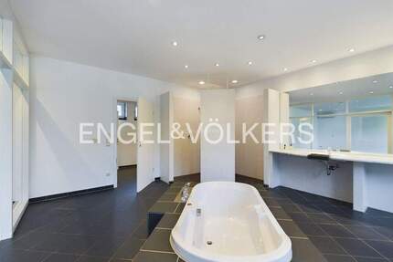 Eleganter Winkel-Flachdach-Bungalow in Viersen