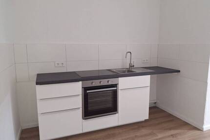 Großzügige 3-Zimmer-Wohnung im 2.OG – mit Charme, Einbauküche und Duschbad - Bremerhaven Lehe