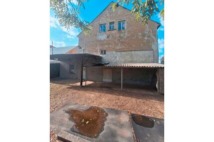 Haus zu verkaufen - 69.000,00&nbsp;EUR Kaufpreis, ca.&nbsp; 500,00&nbsp;m&sup2; in Bad Lausick (PLZ: 04651)