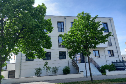 Zwenkau - Küchenliebhaber aufgepasst!!! - Tolle 3 Zi. Whg. mit großem Balkon, Parkett, FBH, und EBK!