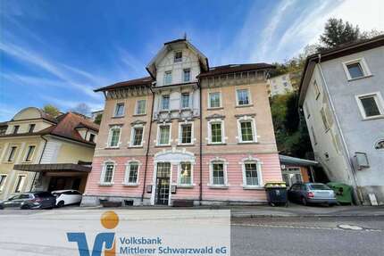 Haus zum Kaufen in Triberg 520.000,00 € 490 m²