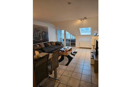 2 Zimmer Dachgeschosswohnung mit Balkon und herrlichem Bergblick - Rohrdorf