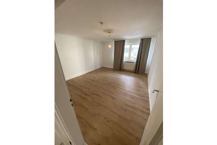 Wohnung zum Kaufen in Pforzheim 150.000,00 € 53.38 m²