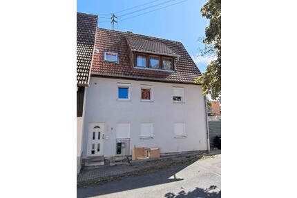 Mehrfamilienhaus mit 3 Wohneinheiten - Hirrlingen