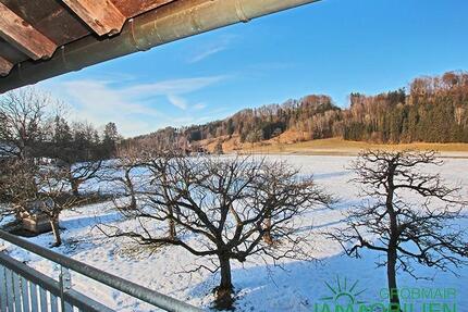 Charmante Landhauswohnung auf zwei Ebenen im idyllischen Weiler - Dietramszell