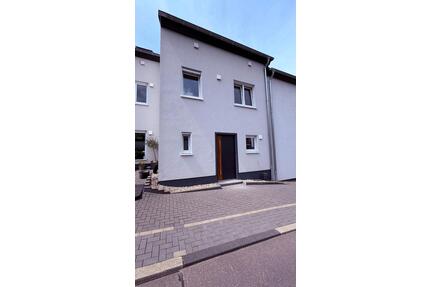 Reihenmittelhaus Neubau - 565.000,00&nbsp;EUR Kaufpreis, ca.&nbsp; 123,00&nbsp;m&sup2; in Trier (PLZ: 54294) Feyen-Weismark