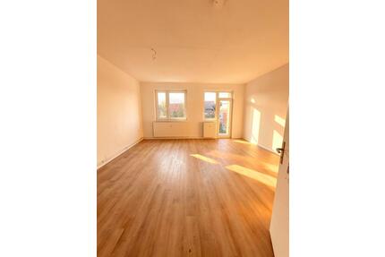 [VAC-13991] - Frisch renovierte 2-Zimmer Wohnung in Hannover!