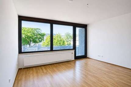 Wohnung zum Mieten in Krefeld-Zentrum 670,00 € 78 m²