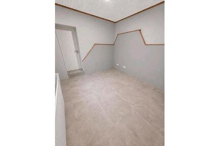 Modern renovierte EG-Wohnung mit eigenem Eingang in Breidenstein - Biedenkopf