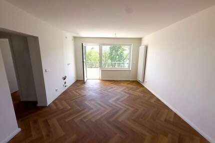 Wohnung zum Kaufen in Oberschleißheim 379.000,00 € 52 m²