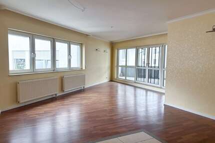 Wohnung zum Mieten in Ludwigshafen am Rhein Rheingönheim 1.200,00 € 100 m² - Ludwigshafen am Rhein / Rheingönheim