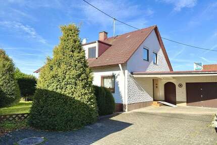 Haus zum Kaufen in Pfaffenhofen an der Roth Berg 420.000,00 € 119.89 m² - Pfaffenhofen an der Roth / Berg