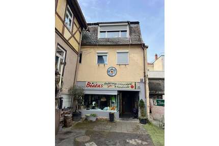 Haus zum Kaufen in Bad Kissingen 109.000,00 € 160 m²