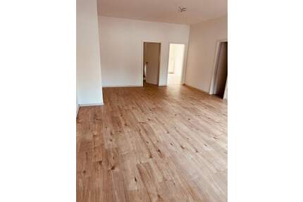 3ZKB Wohnung in Ludwigshafen mit Terrasse!