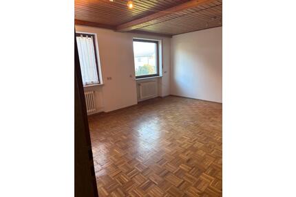 Mietwohnung - 630,00&nbsp;EUR Kaltmiete, ca.&nbsp; 63,00&nbsp;m&sup2; in Wettenberg (PLZ: 35435)