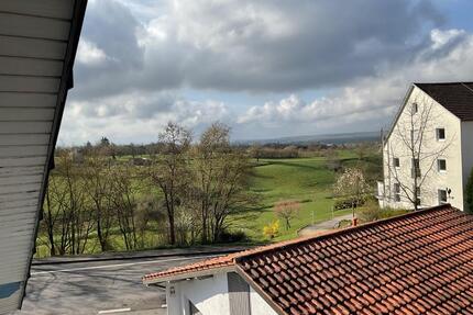 3,5 Zimmer DG- Wohnung in Herrenberg-Kayh