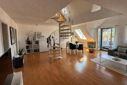 Wohnen mit Weitblick – 140 m² Maisonette mit Galerie & Westbalkon - Kaufbeuren